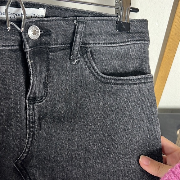 kids 11/12 - Picture 3 of 5